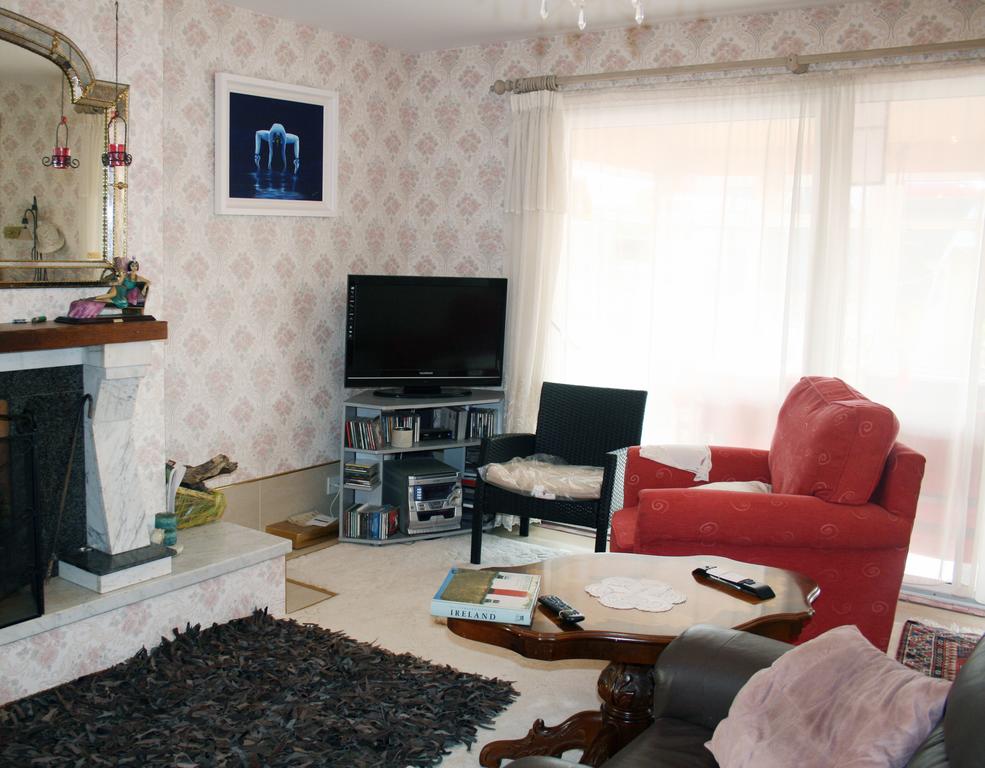 Ceecliff House room 2